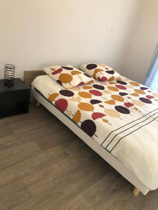Superbe Appartement En Plein Centre Ville. 永河畔拉罗什 外观 照片